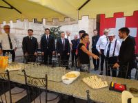 32 DSC01400 web